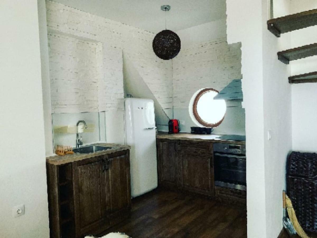 Charming Apartment In The Heart Of 반스코 외부 사진