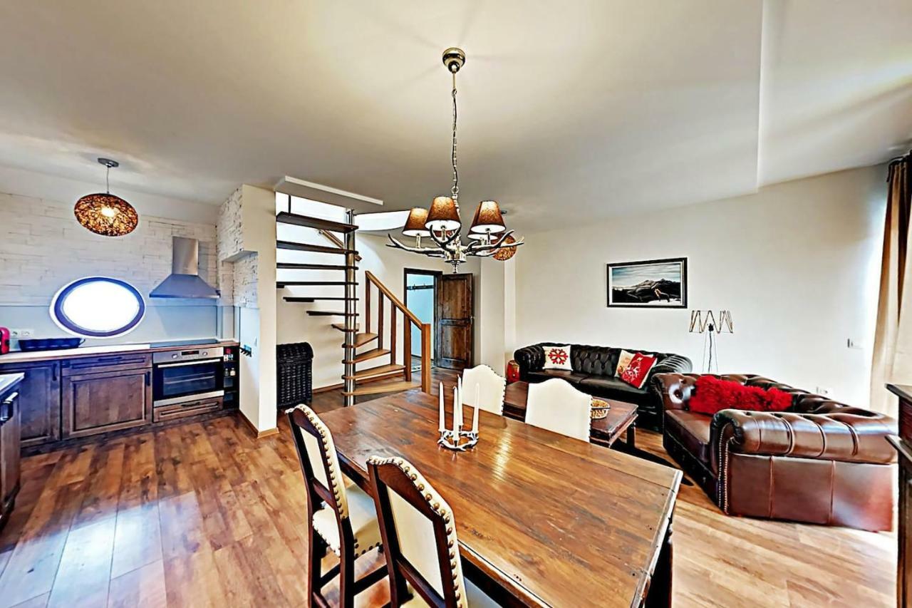 Charming Apartment In The Heart Of 반스코 외부 사진