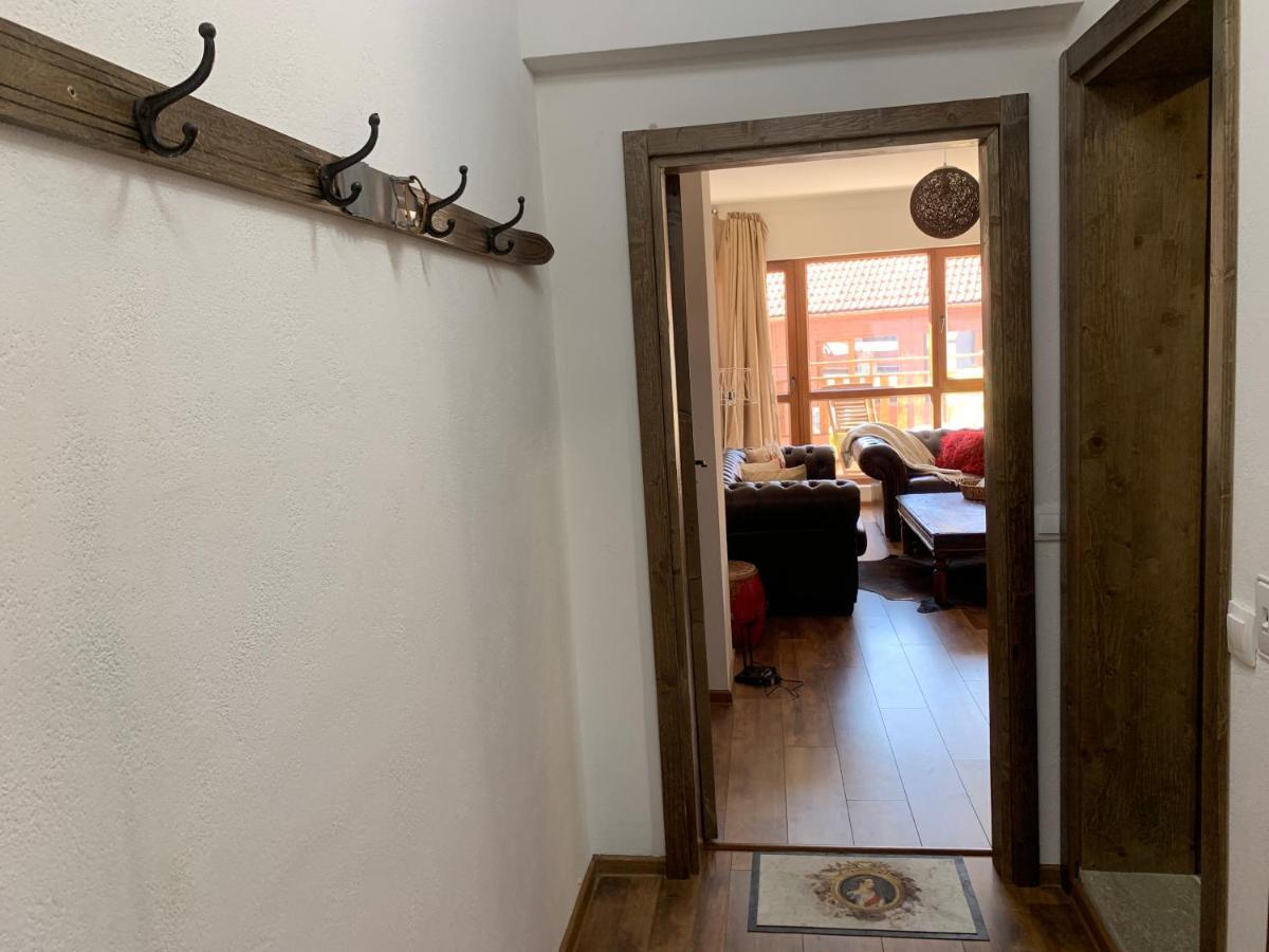 Charming Apartment In The Heart Of 반스코 외부 사진